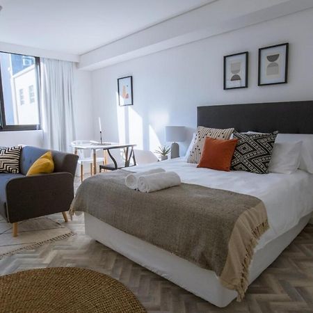 Ferienwohnung Stylish, Modern, Walk To Restaurants And Cbd Kapstadt Exterior foto