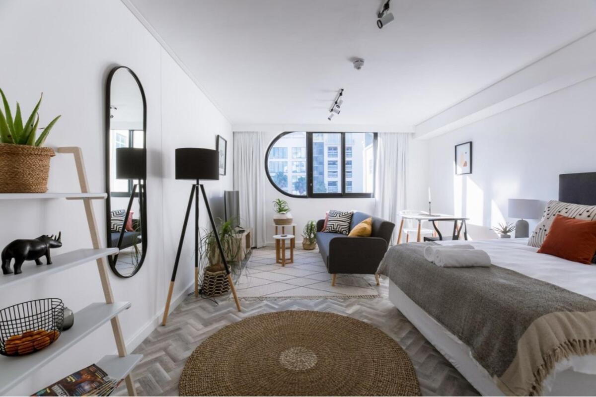 Ferienwohnung Stylish, Modern, Walk To Restaurants And Cbd Kapstadt Exterior foto