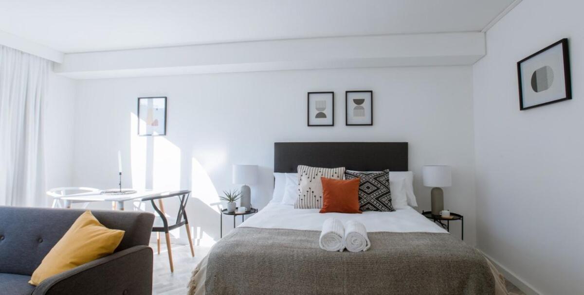 Ferienwohnung Stylish, Modern, Walk To Restaurants And Cbd Kapstadt Exterior foto